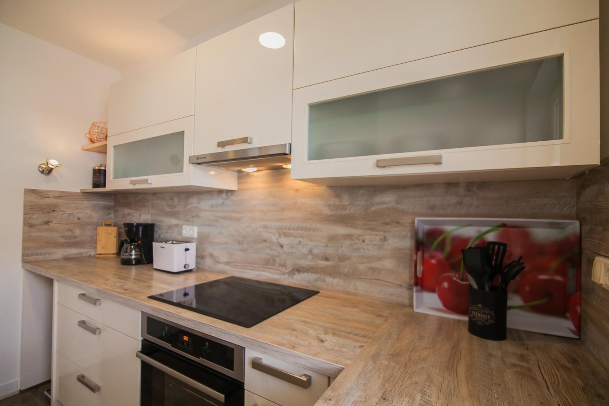 Helvetia Sunny Apartments Бол Экстерьер фото