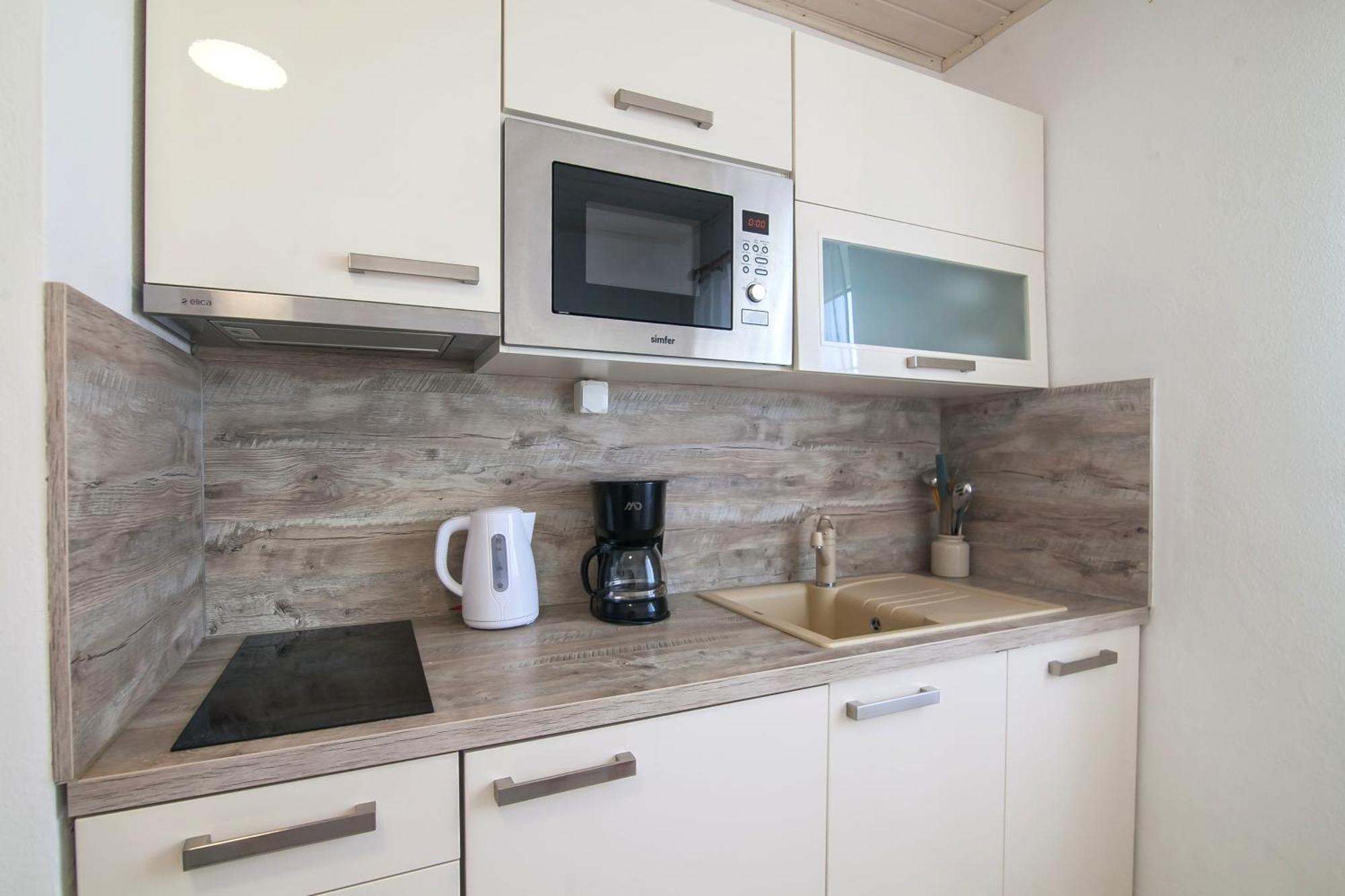 Helvetia Sunny Apartments Бол Экстерьер фото